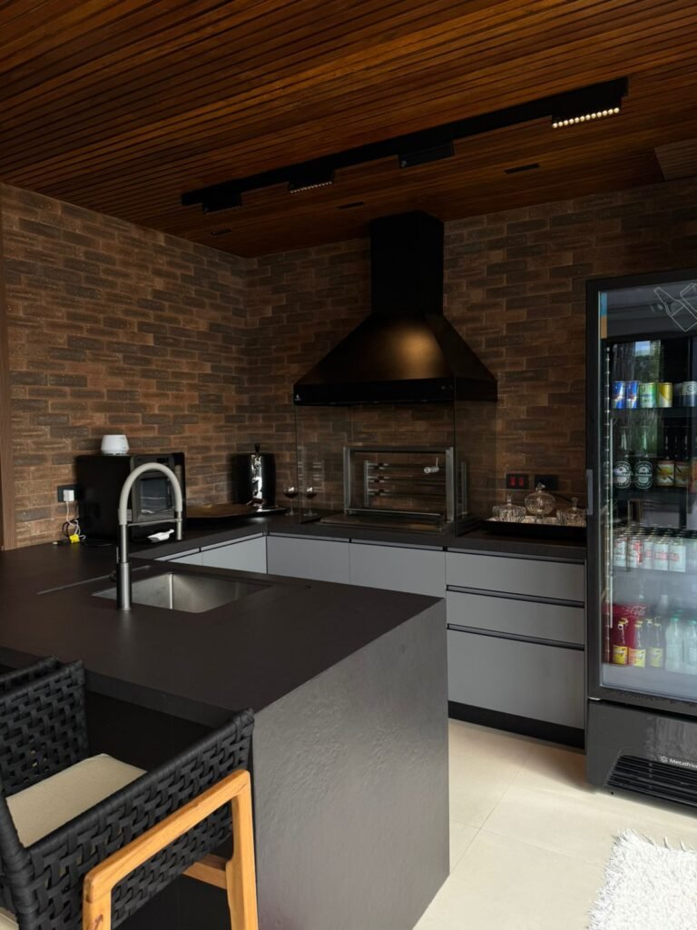 WhatsApp Image 2025-12-03 at 16.02.10