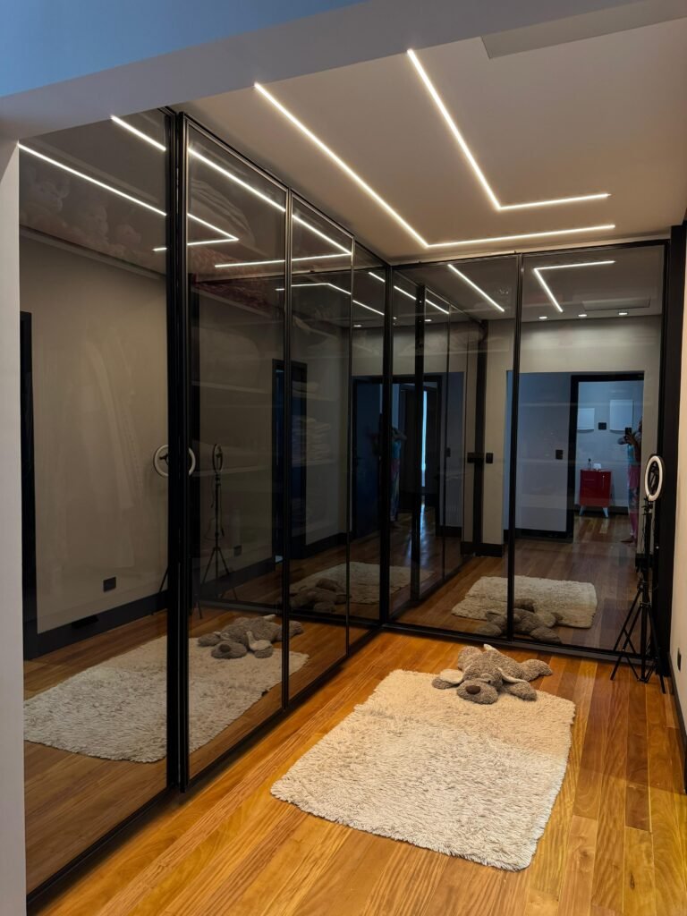 WhatsApp Image 2025-12-03 at 16.02.14 (2)